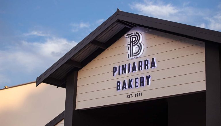 Pinjarra Bakery exterior signage